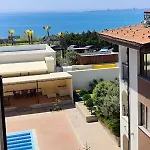 Violeta - With Sea View In 1st Line Sarafowo Apartment *