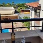 Violeta - With Sea View In 1st Line Sarafowo