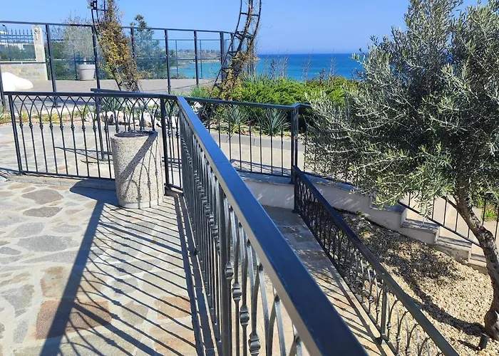 Violeta - With Sea View In 1st Line Sarafowo * Burgas Stad