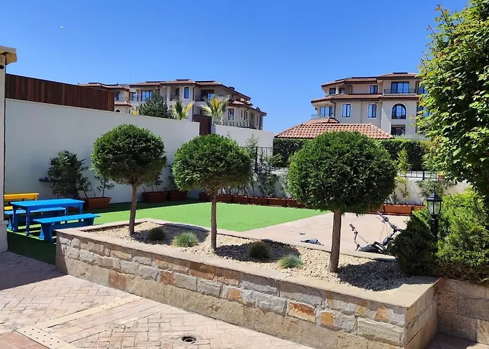 Violeta - With Sea View In 1st Line Sarafowo Appartement