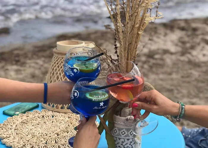 Violeta - With Sea View In 1st Line Sarafowo Appartement