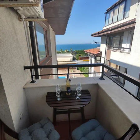 Violeta - With Sea View In 1st Line Sarafowo Apartament